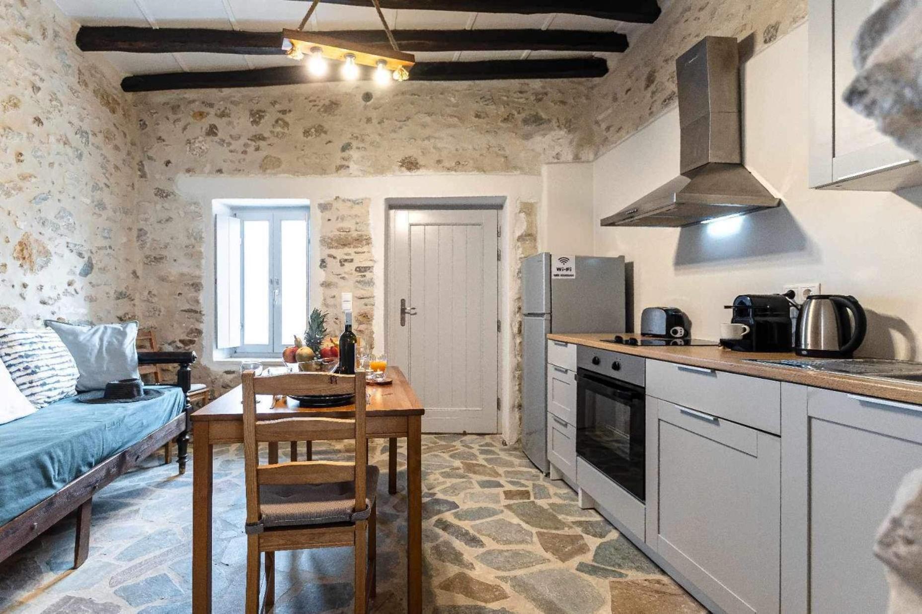 Appartement The White Stone House à Naxos City Extérieur photo